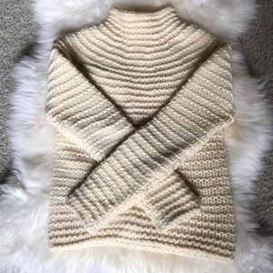 Chunky cozy lambswool sweater